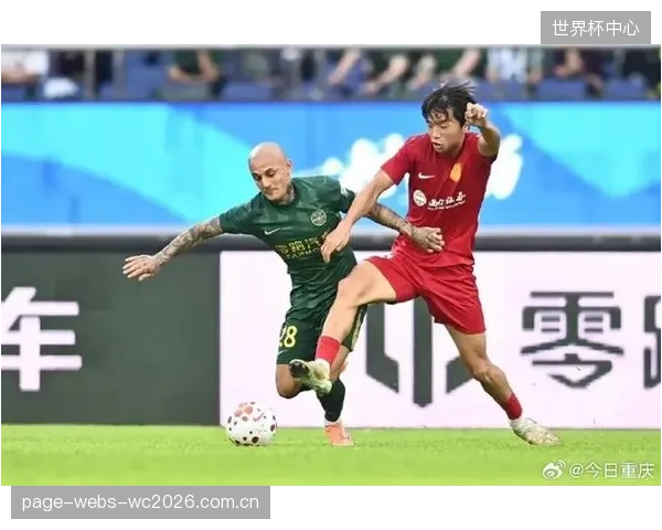 升班马重庆铜梁龙成最大黑马，主帅刘建业的防守反击战术是球队抢分关键。